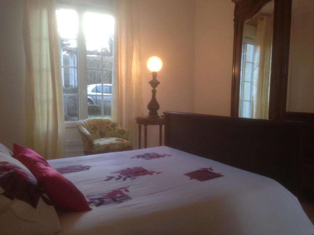 Top' Appart Hotel Pont Sainte Maxence Ruang foto