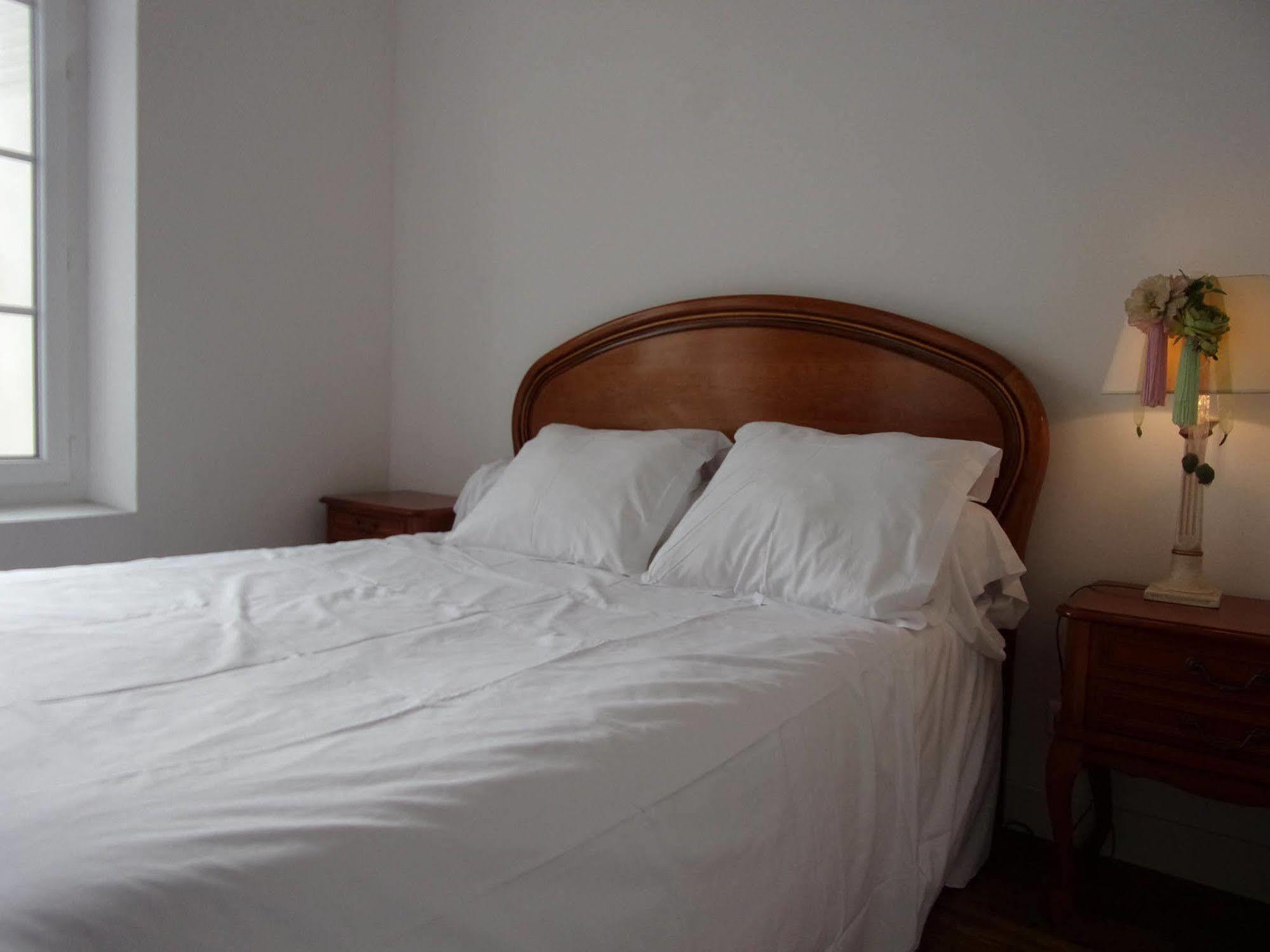 Top' Appart Hotel Pont Sainte Maxence Bagian luar foto
